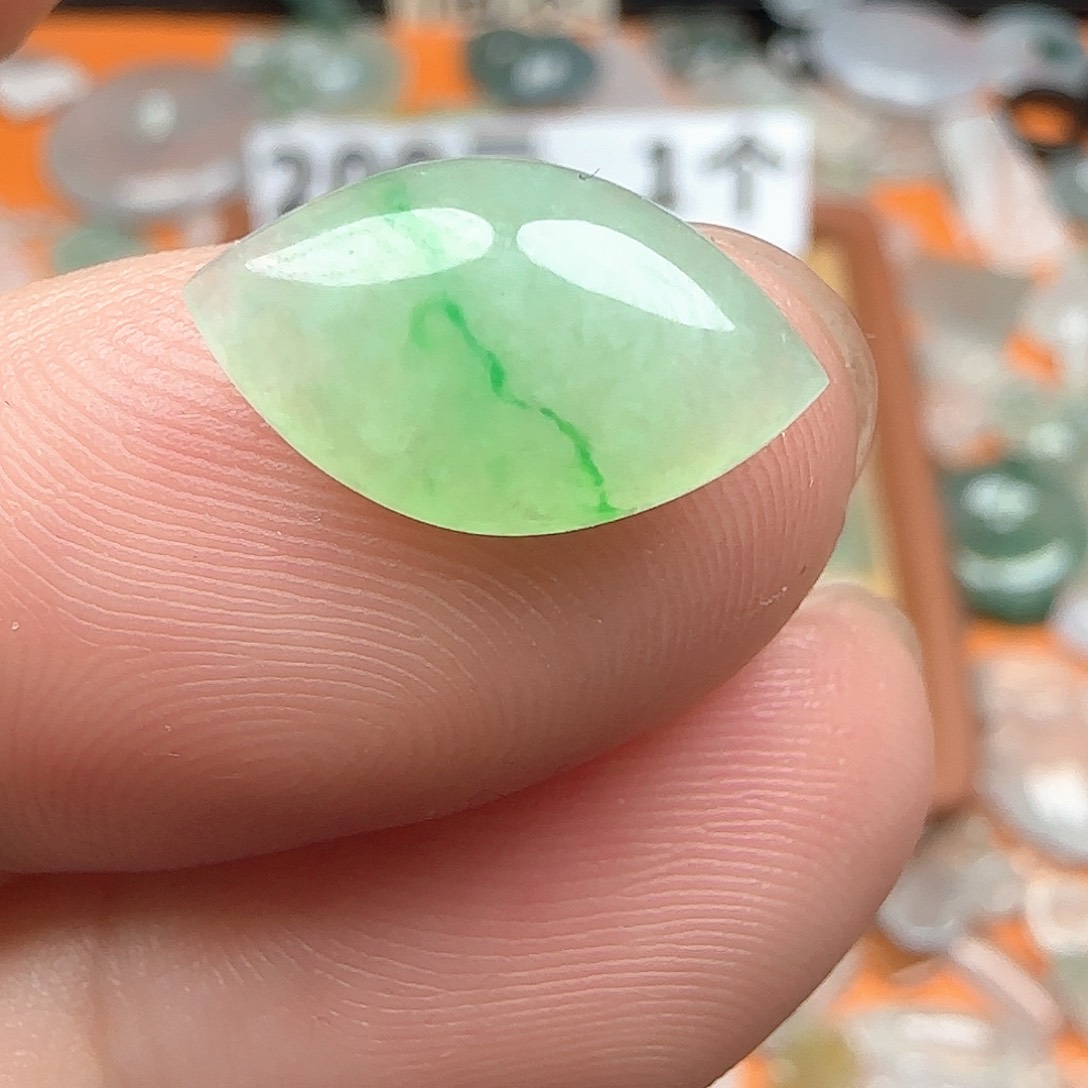 定制翡翠未镶嵌翡翠