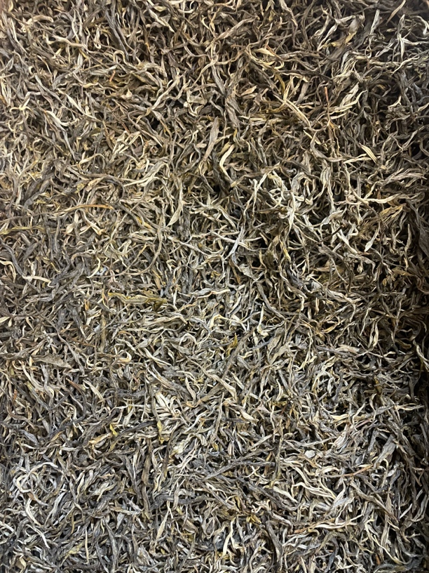 2025年犀牛唐古树普洱茶头春200g