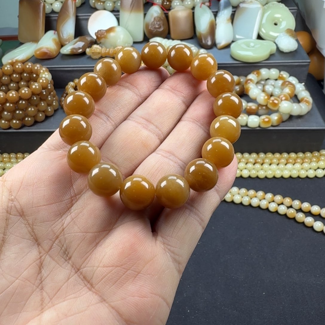 阳****和田玉未镶嵌手链