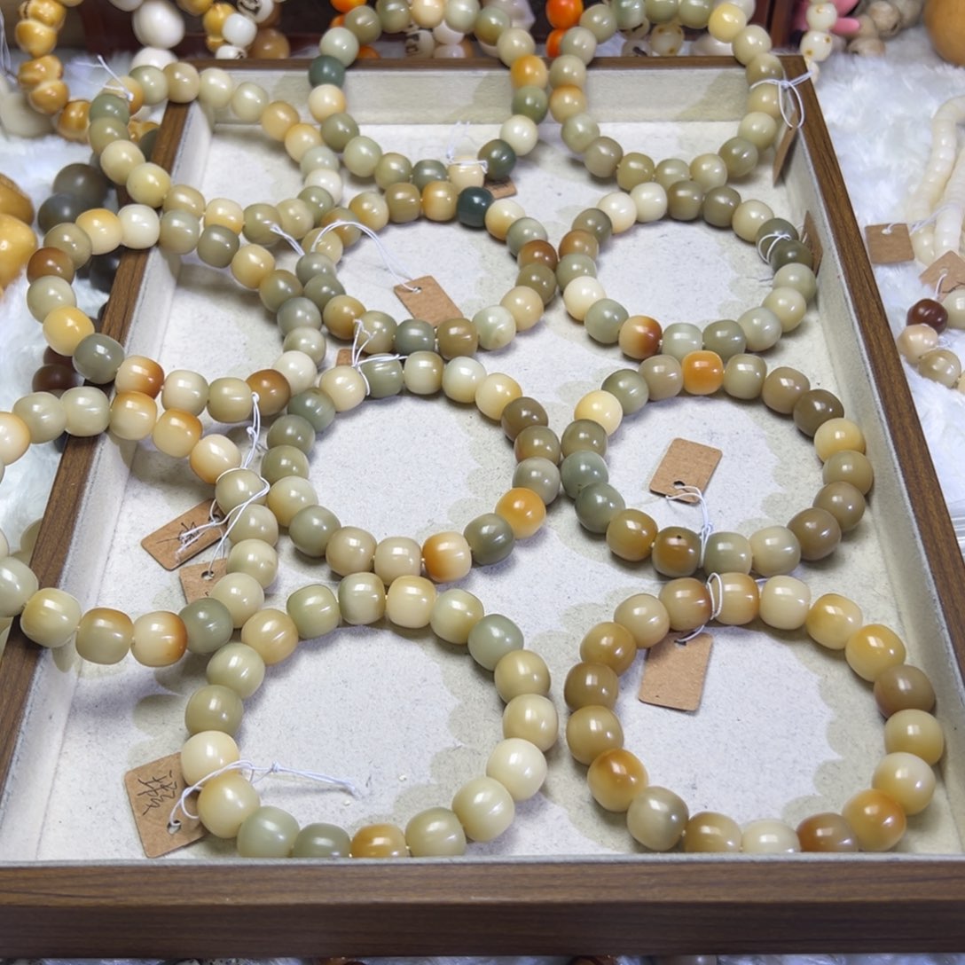 菩提根/象牙果吊坠烟雨江南卡14  微瑕 