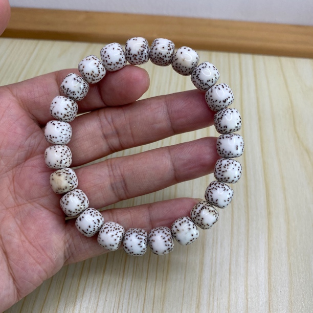 10-9原生态顺白星月菩提手串大留白同品质多样性发货