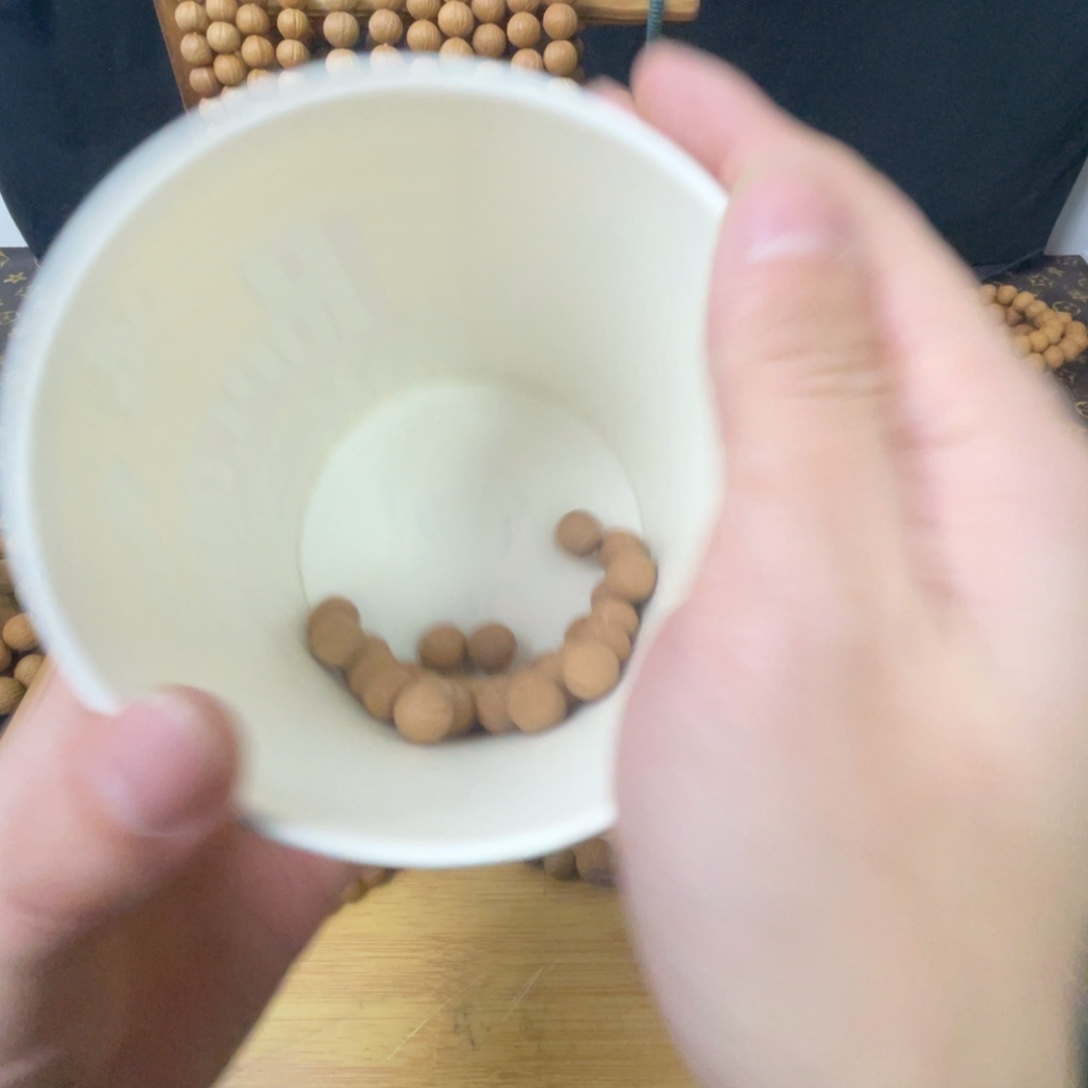 猴头核桃吊坠12.3凤羽手持