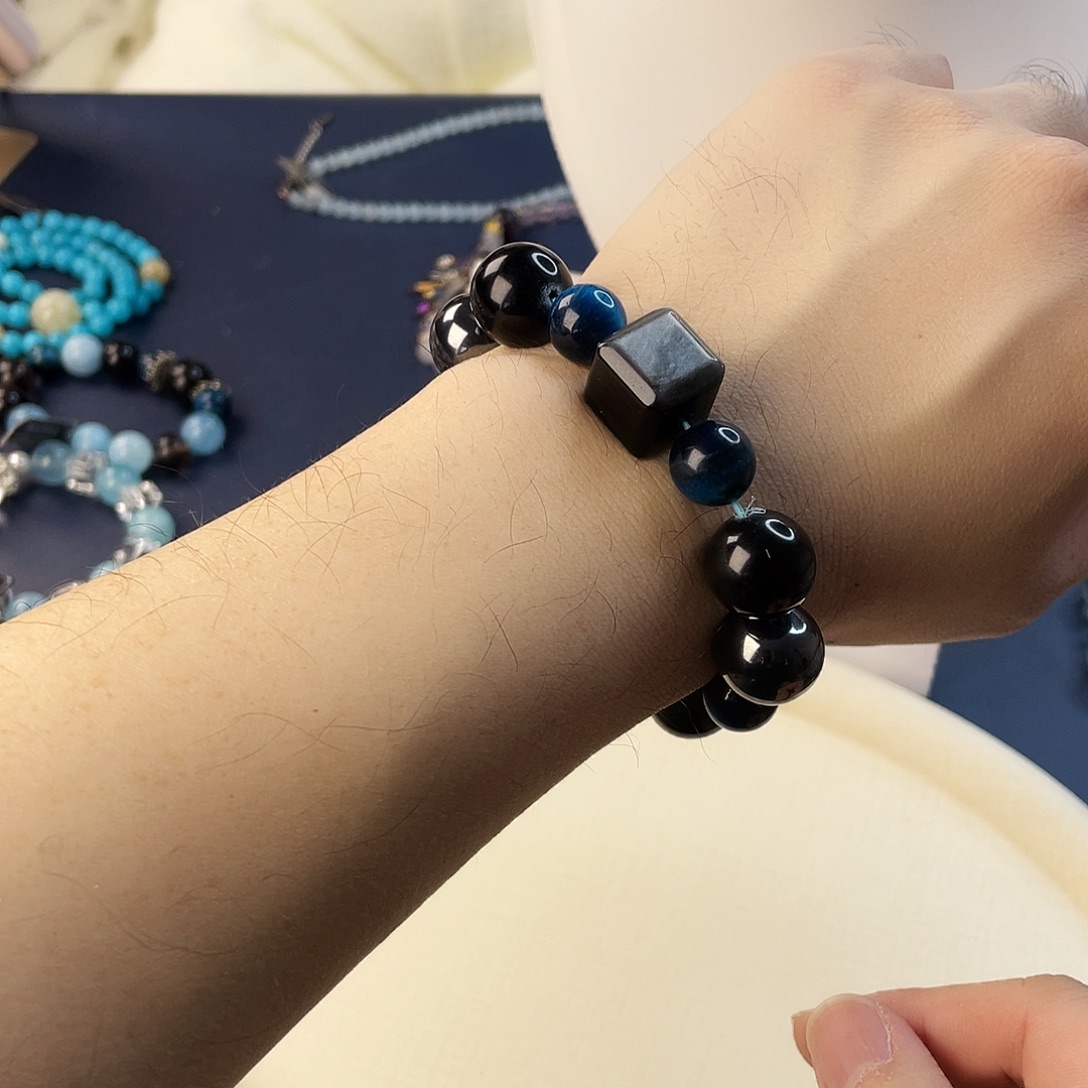 银S925镶嵌水晶手链