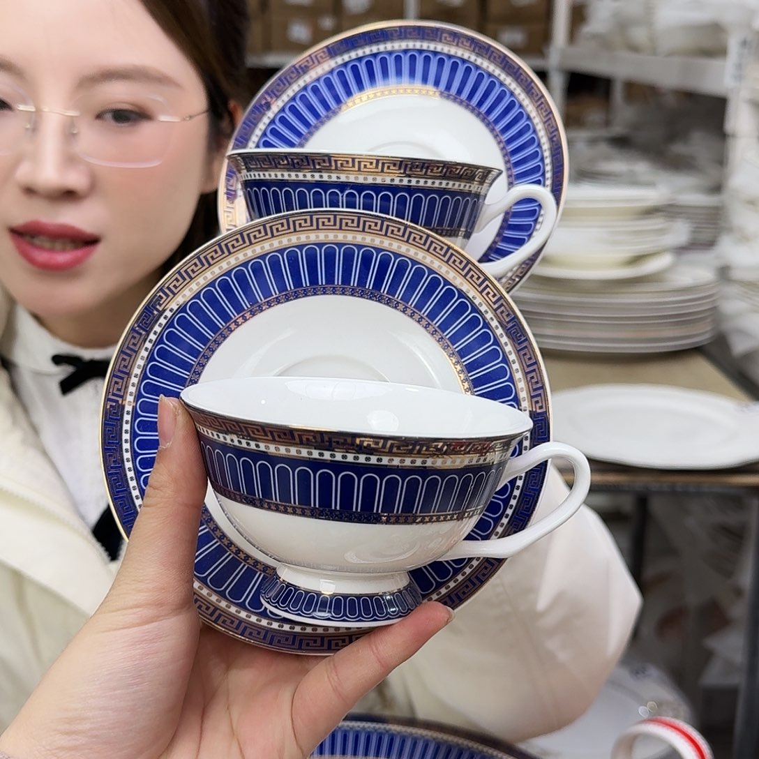 骨瓷骨瓷220ml咖啡杯碟2套（6件）瑕疵品不忒不还 39米包邮