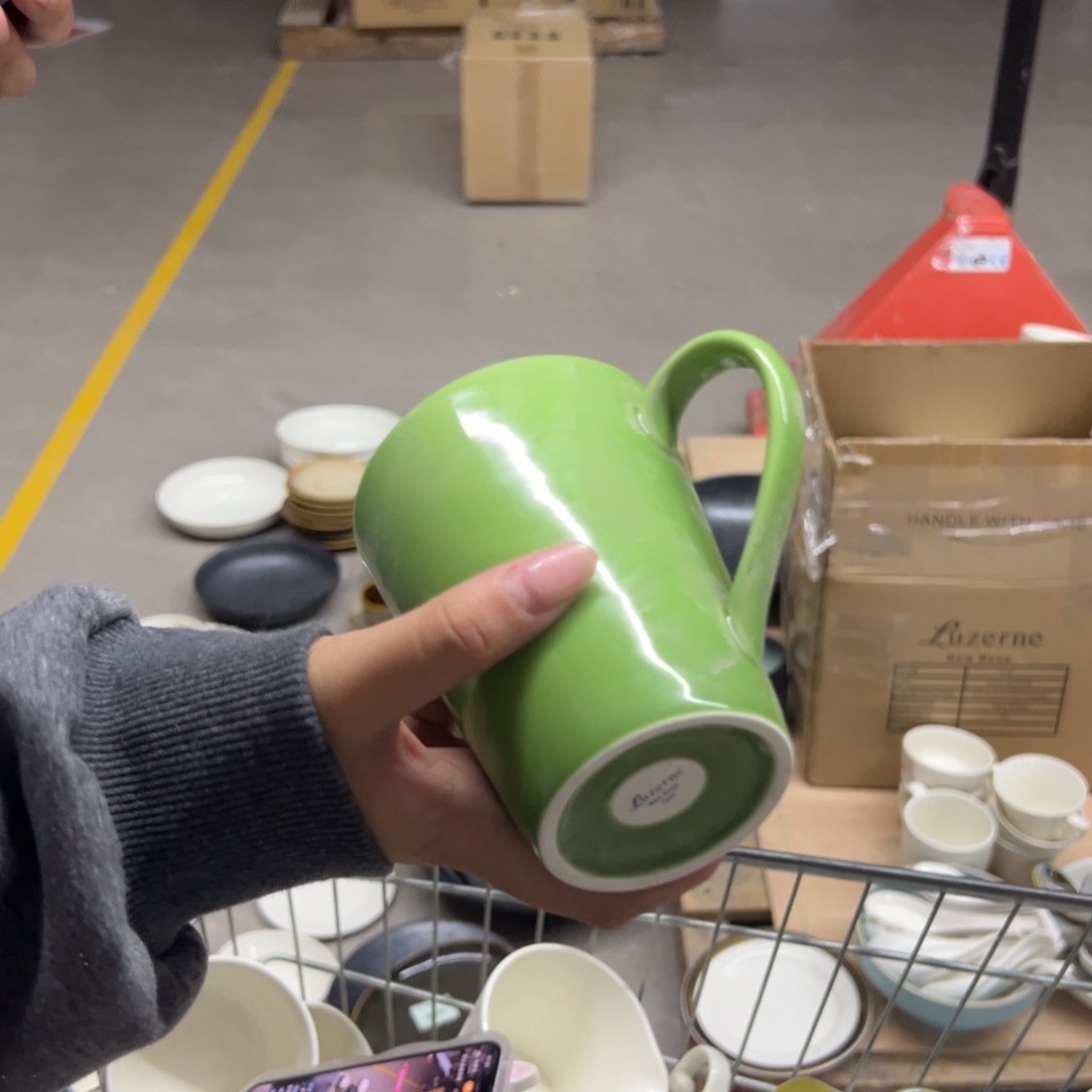 新骨瓷211瑕疵慎拍绿色马克杯