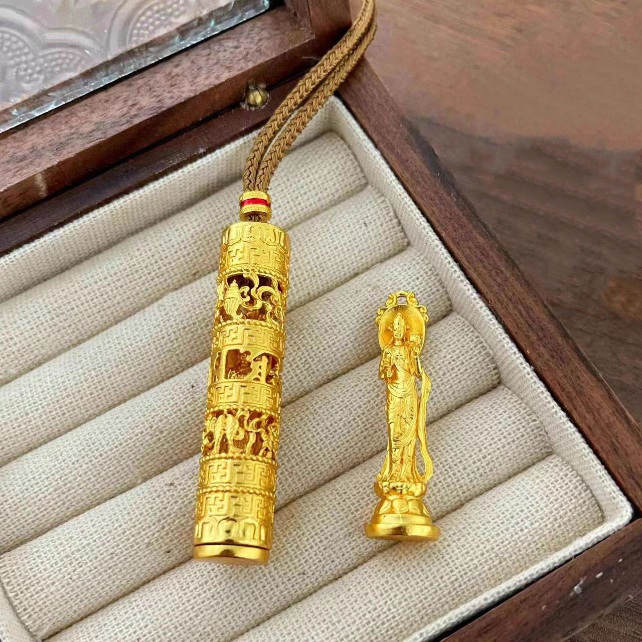 合金吊坠 八宝六字真言随身佛 气质时尚百搭精美复古项坠