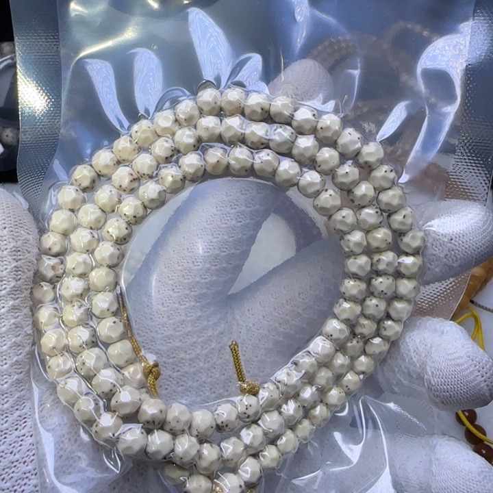 星月菩提手串原生态石玉手雕无相