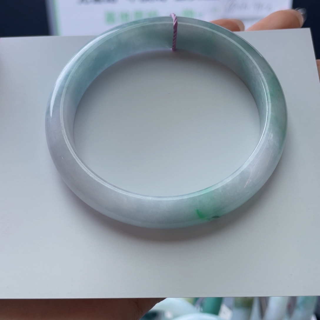 胖***豆翡翠未镶嵌手镯58