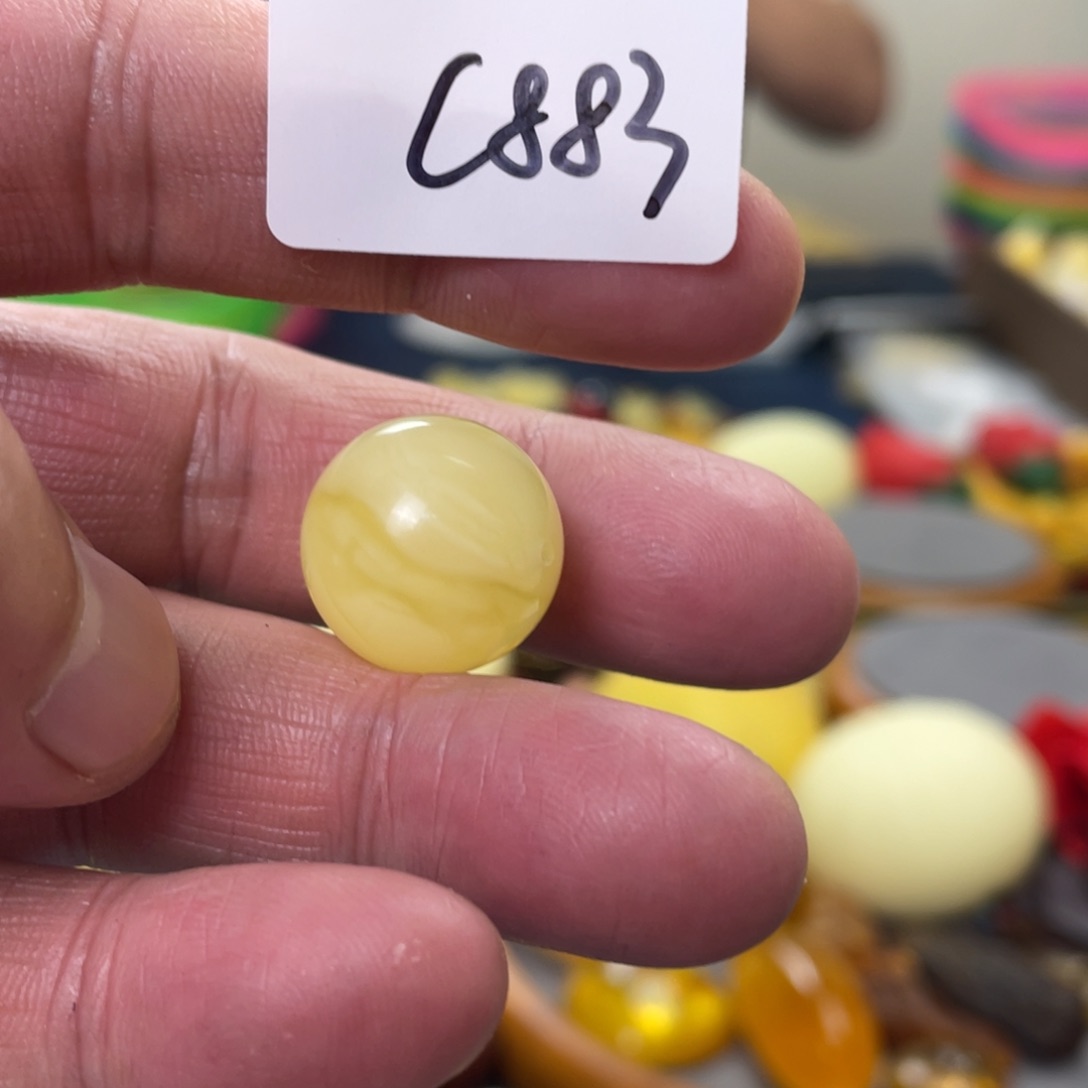 手链琥珀未镶嵌多样性发，发其中一件