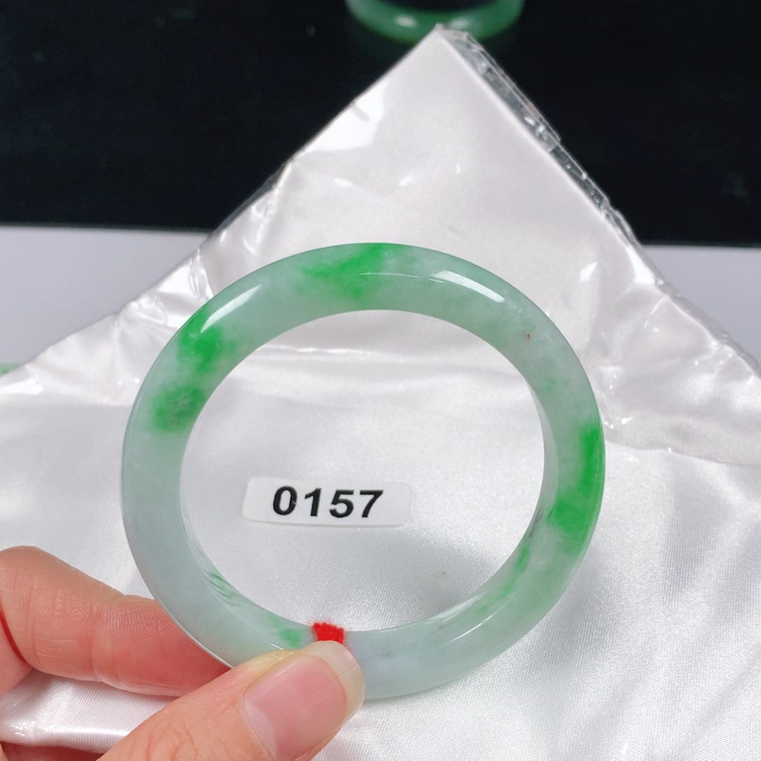 翡翠未镶嵌手镯编号0157 正圈53 