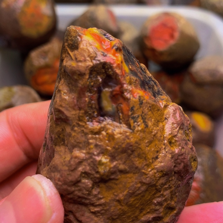 定制玛瑙为**情战国红玛瑙原石定制