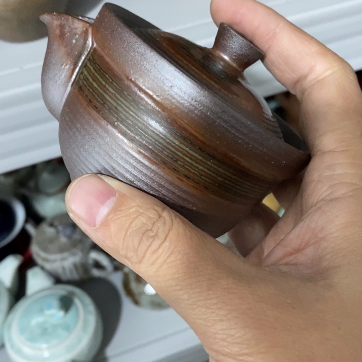 陶瓷艺术品及陶瓷壶