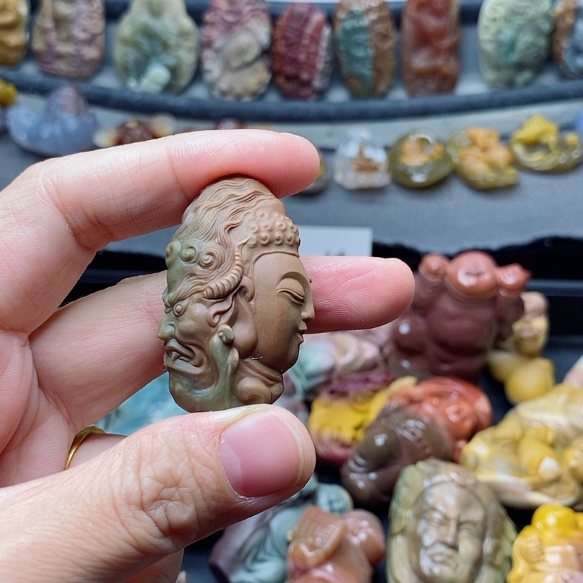 【闪购商品】定制石英质玉吊坠未镶嵌