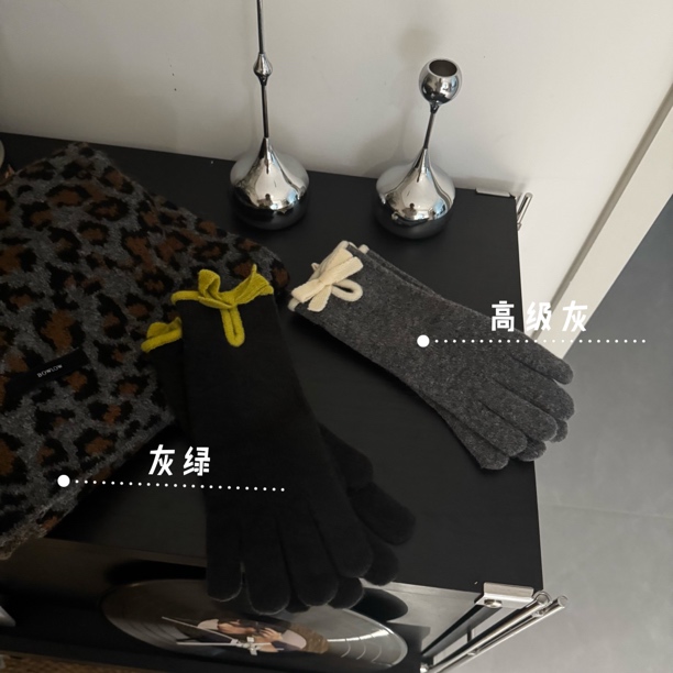 Shi JIU 韩系撞色 手套