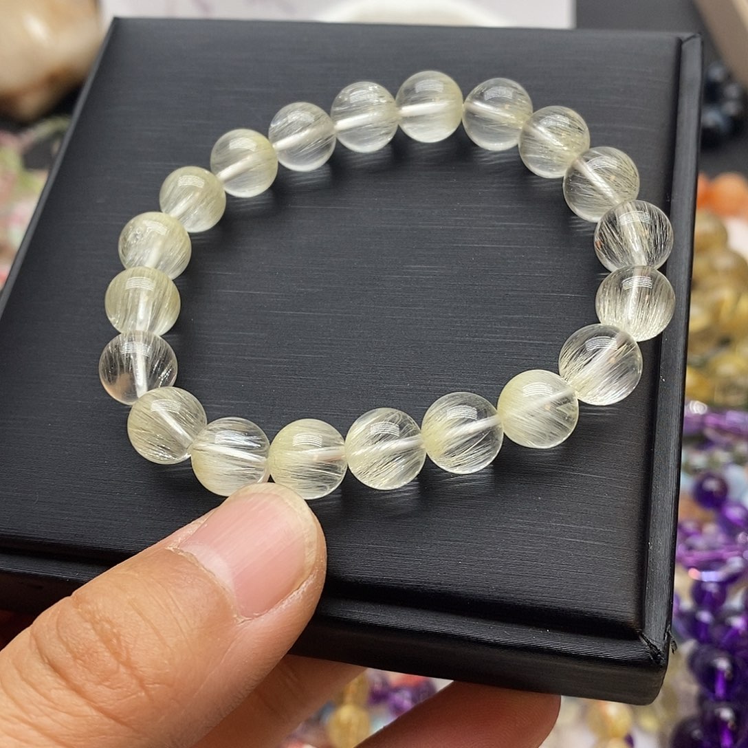 水晶手串未镶嵌R**a……