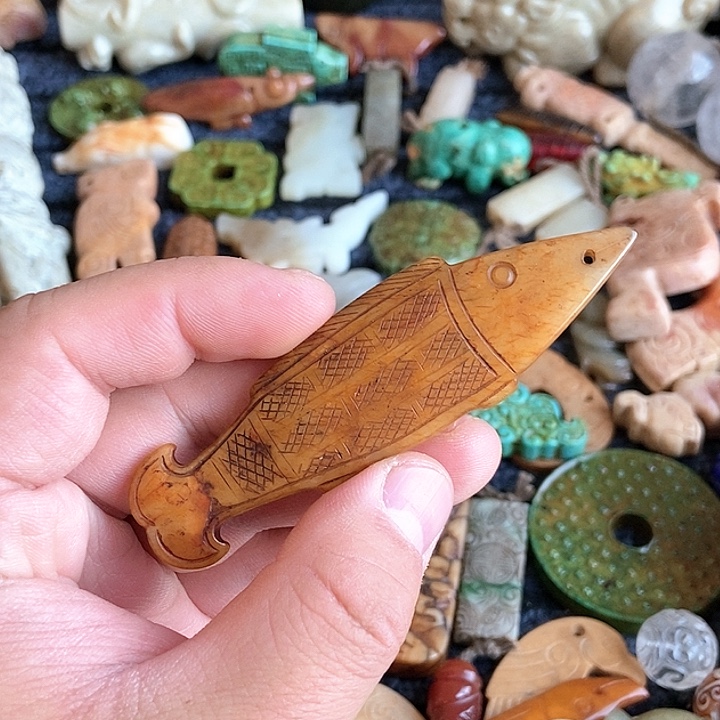 和田玉未镶嵌颈饰122