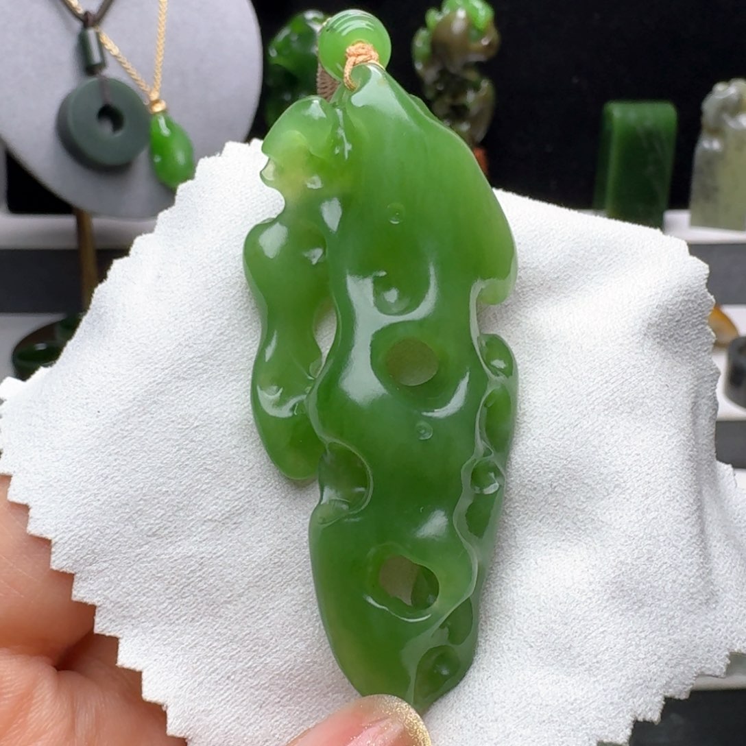 和田玉（碧玉）未镶嵌颈饰