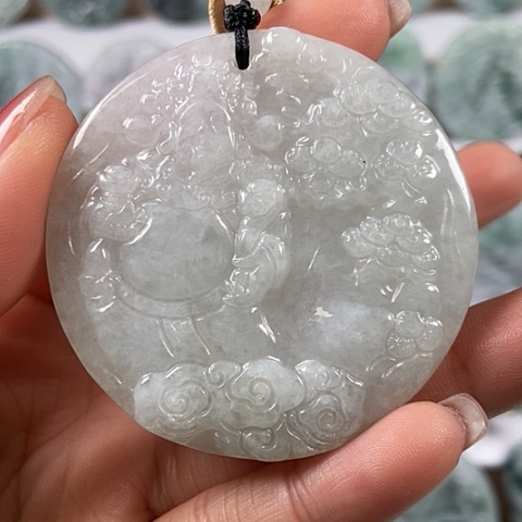 翡翠颈饰未镶嵌财神爷福利