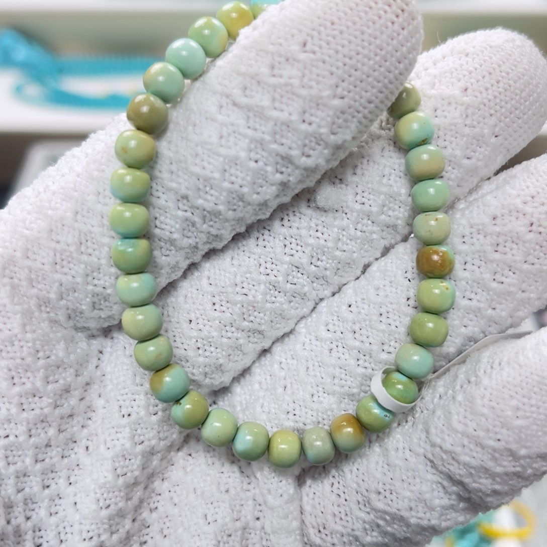 绿松石绿松石未镶嵌