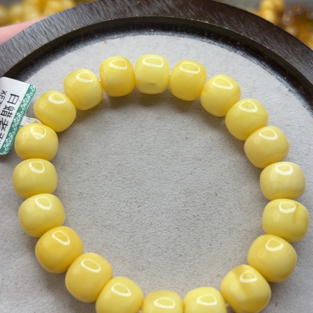 琥珀未镶嵌珠宝奇石13