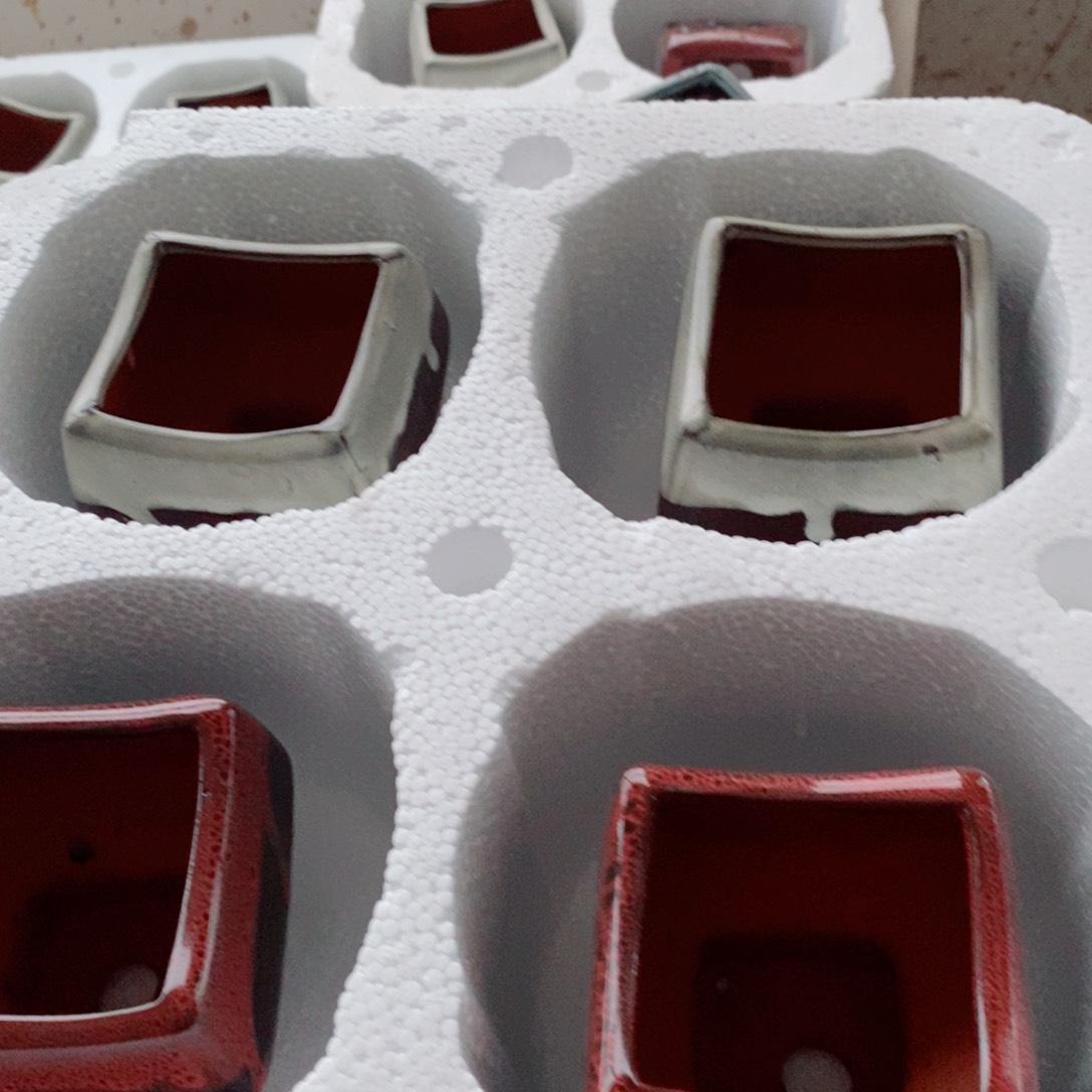 满12包邮，不满12快递到付