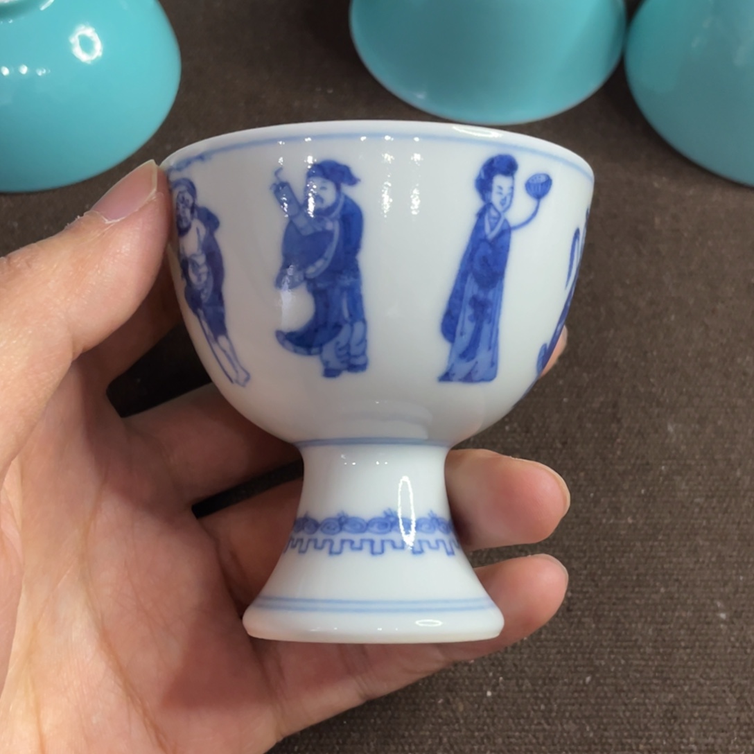 H***_青花八仙人物高足杯