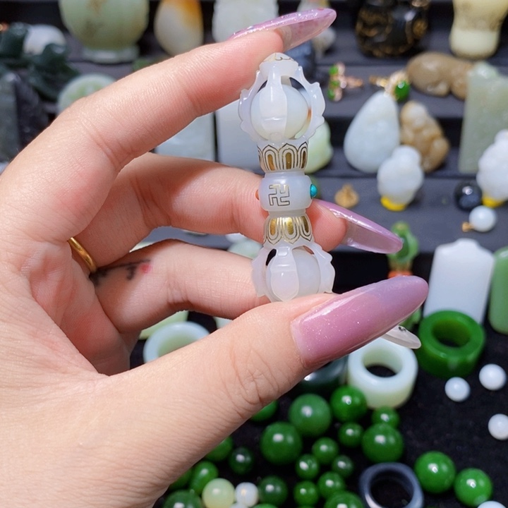 和田玉未镶嵌颈饰巨*