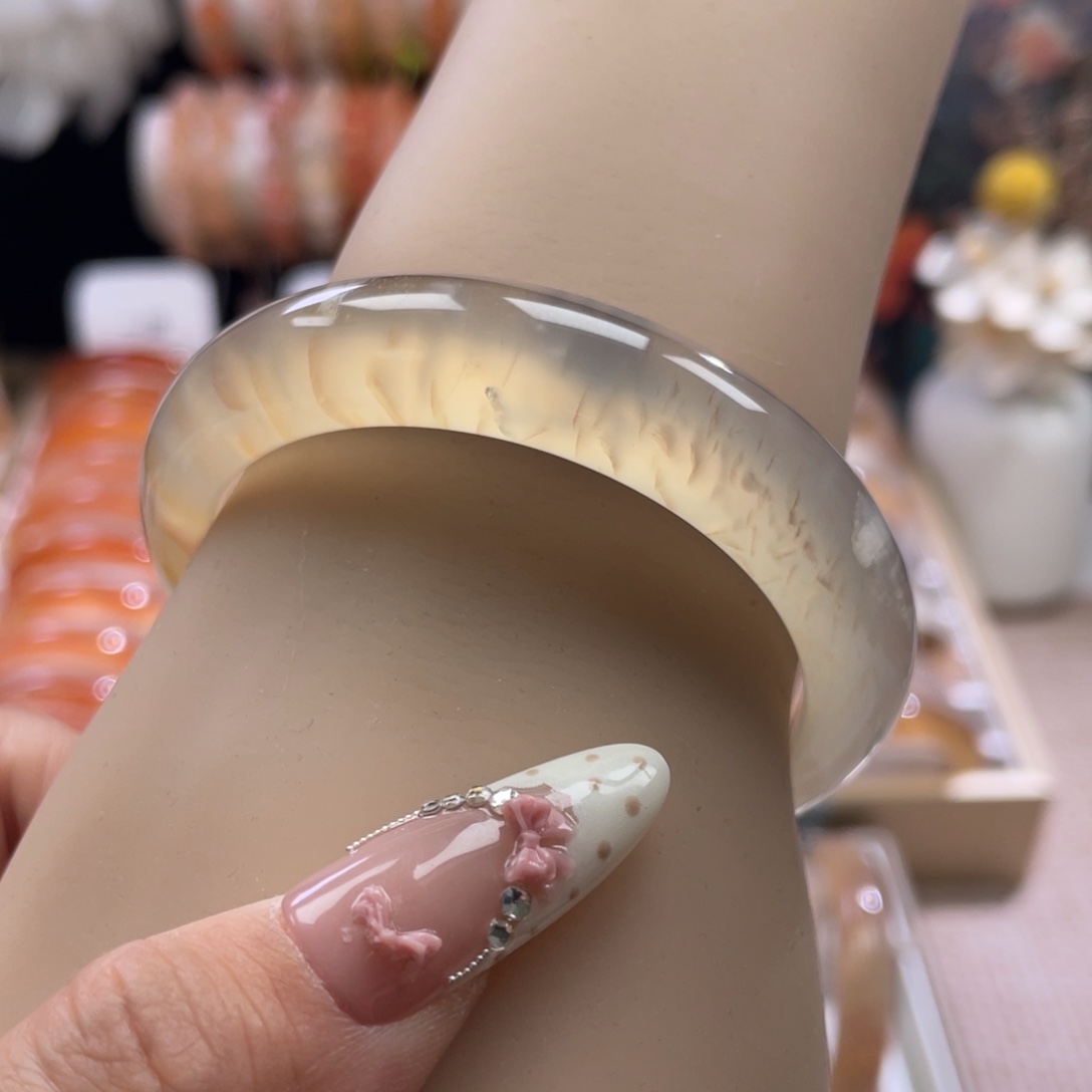 玛瑙/玉髓未镶嵌手镯53.3mm