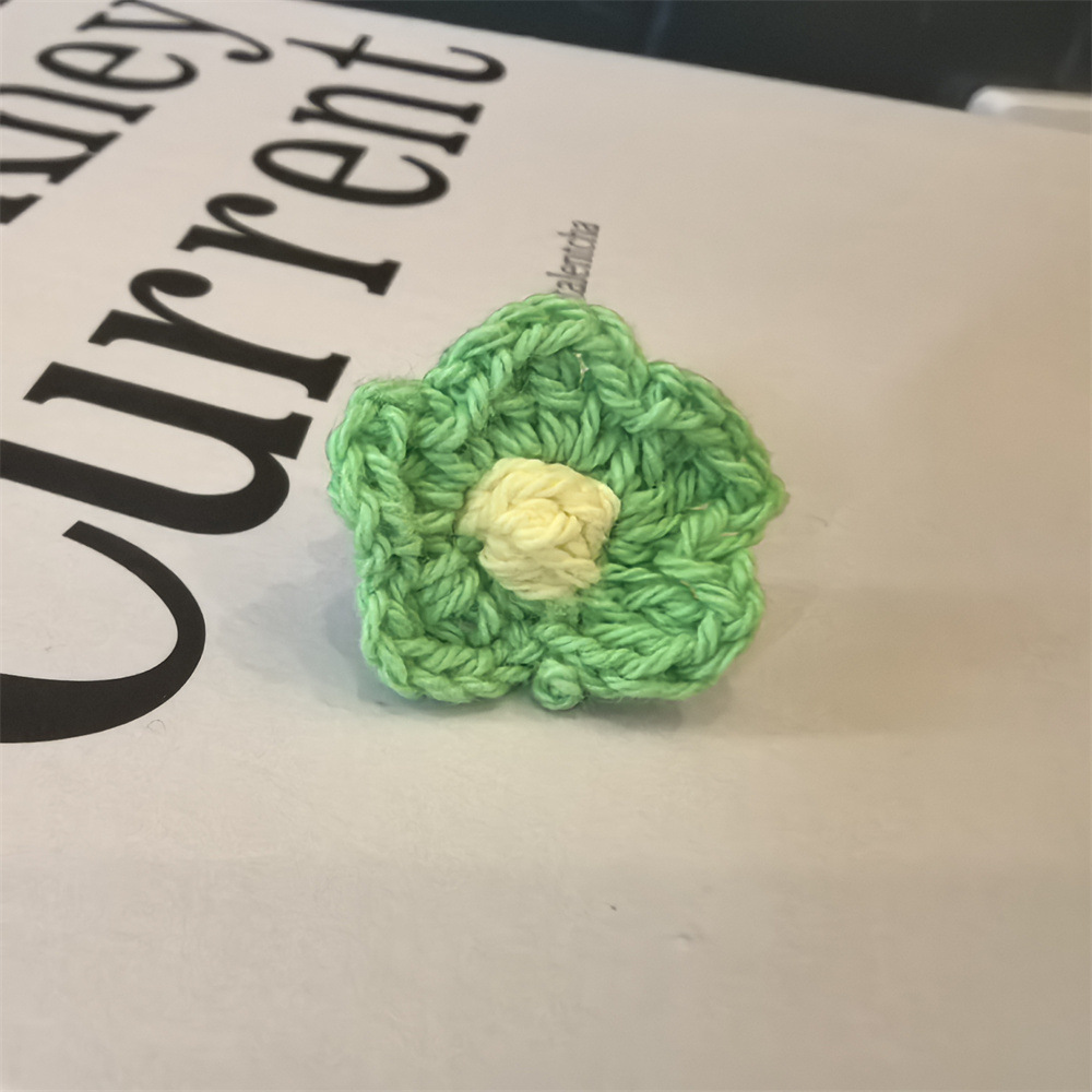 毛线小花鞋扣（颜色随机发放一个）