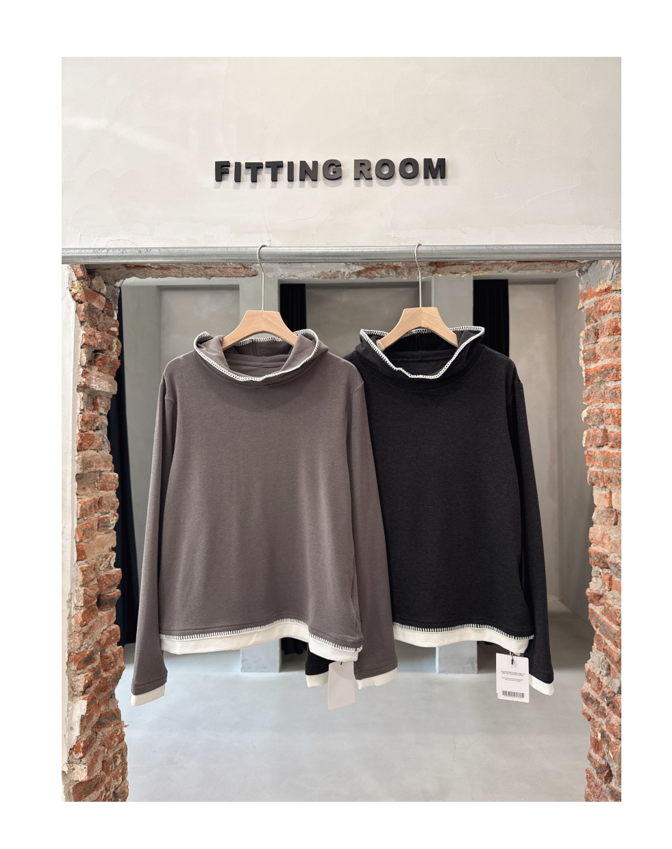 “花纹码边”撞色连帽长袖衫