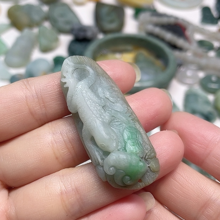 定制翡翠未镶嵌翡翠