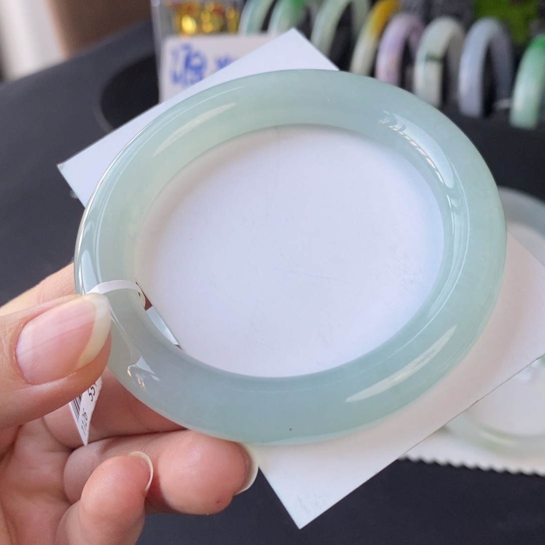 翡翠未镶嵌手镯葡萄肉55.6