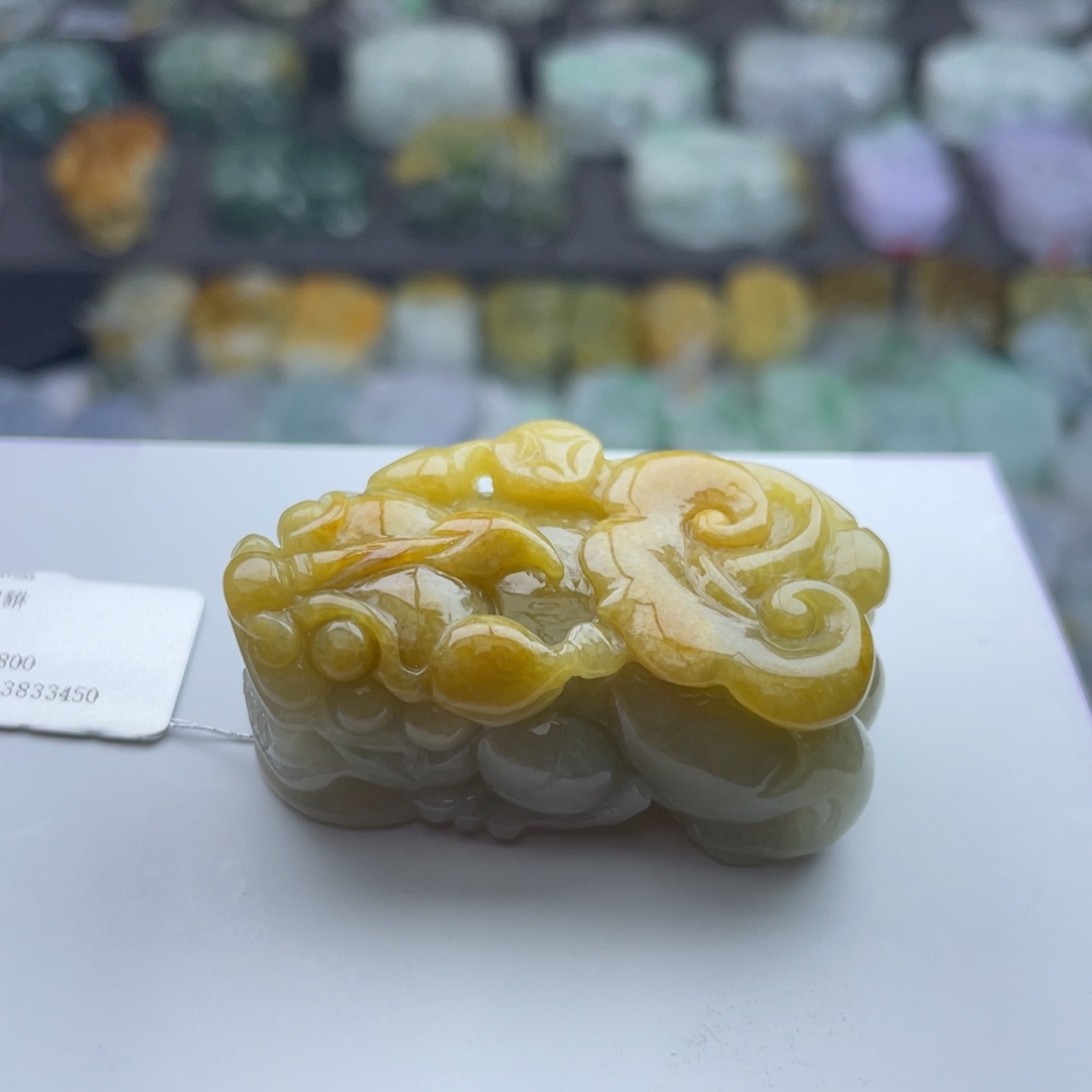 翡翠颈饰未镶嵌貔貅