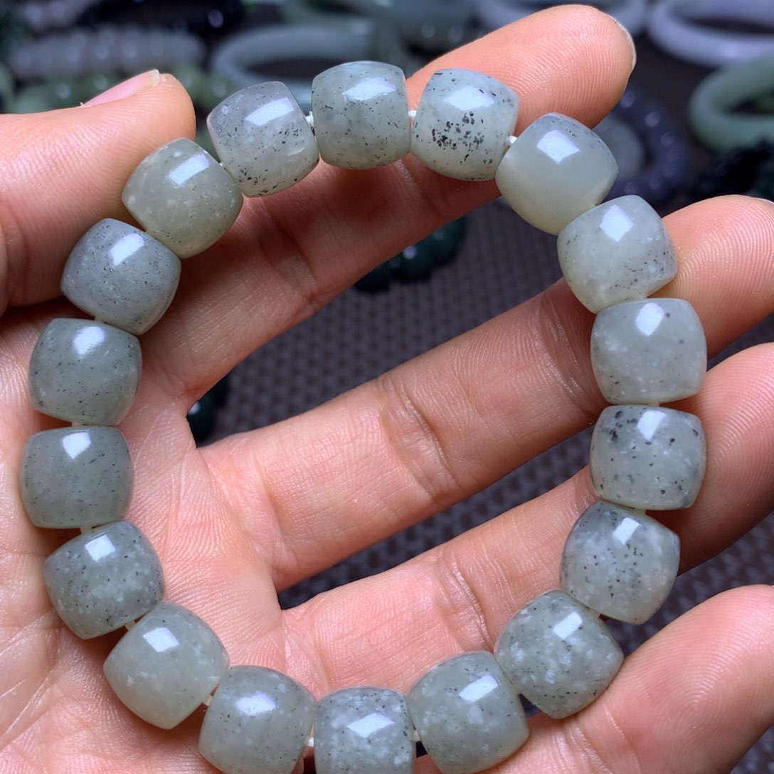 未镶嵌手串和田玉