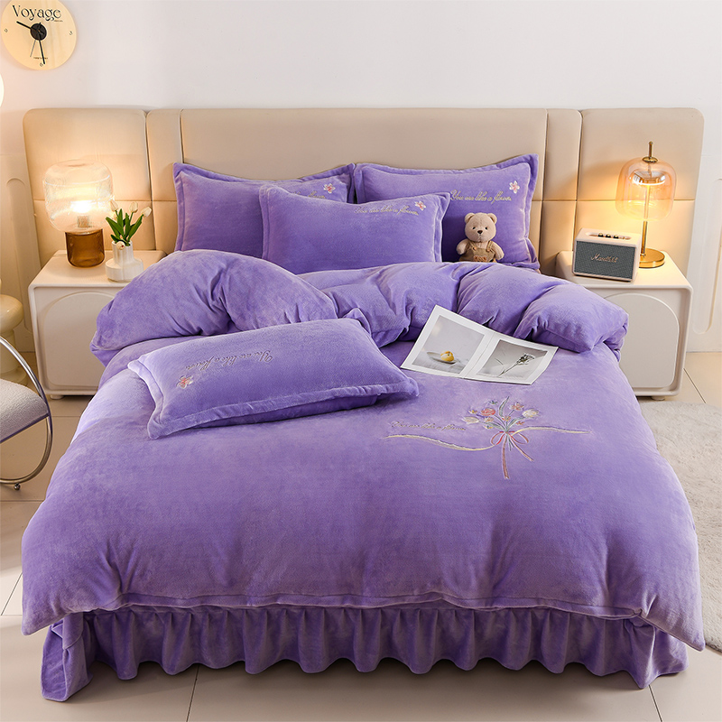 冬季纯色牛奶绒四件套加绒加厚绣花被套防静电保暖床裙款床上用品