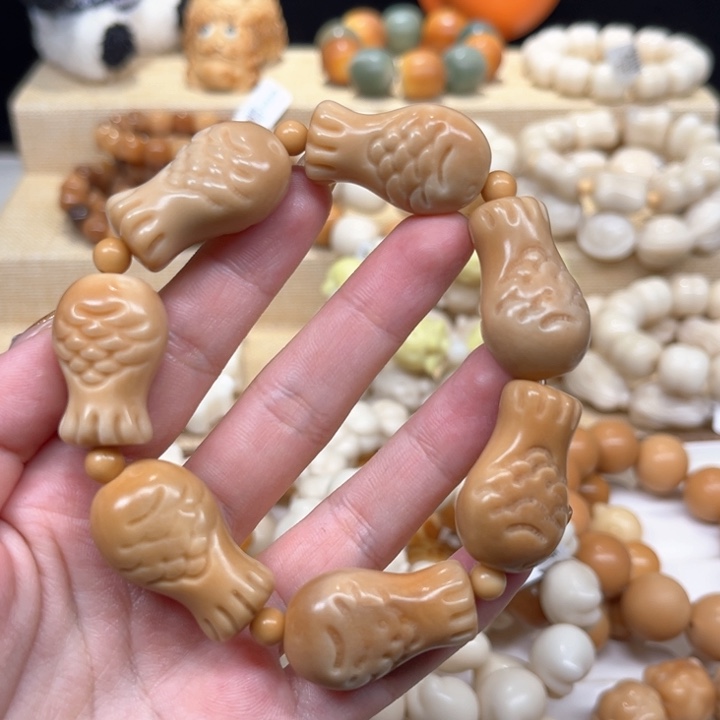 菩提根/象牙果吊坠鲷鱼烧1.24 88微瑕