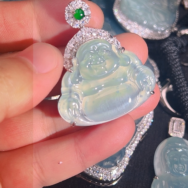 翡翠颈饰未镶嵌12，