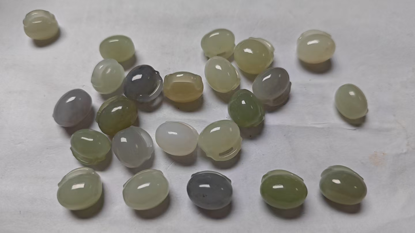 和田玉吊坠14.5*12.5*108mm左右多样性发其一C-355