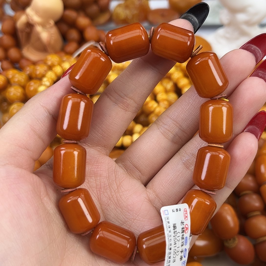 琥珀颈饰未镶嵌蜜蜡