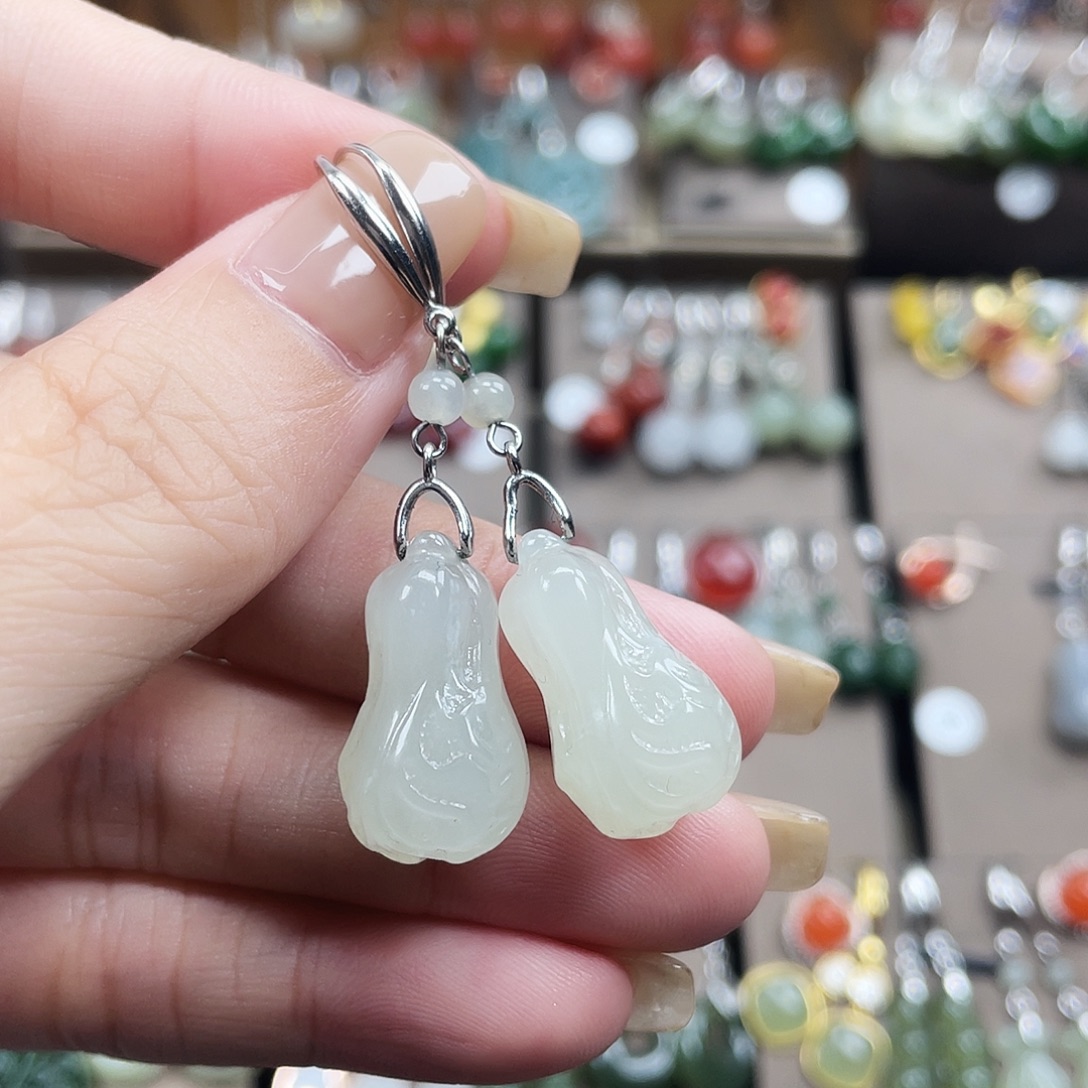 和田玉银S925镶嵌耳饰白菜