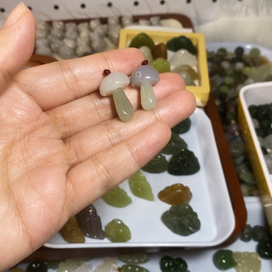 木***土和田玉未镶嵌手链