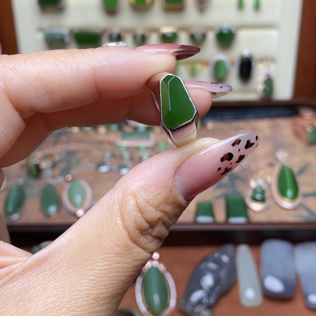 和田玉（碧玉）银S925镶嵌吊坠(不含链)戒指