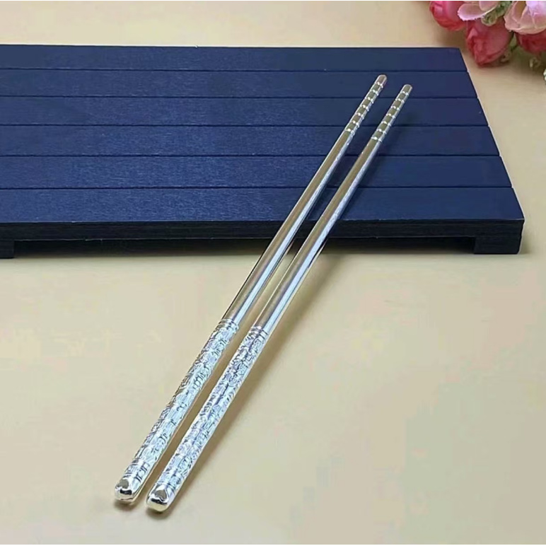 【老板娘宠粉MM】百福筷子 实心 家用餐具 防滑长柄筷子