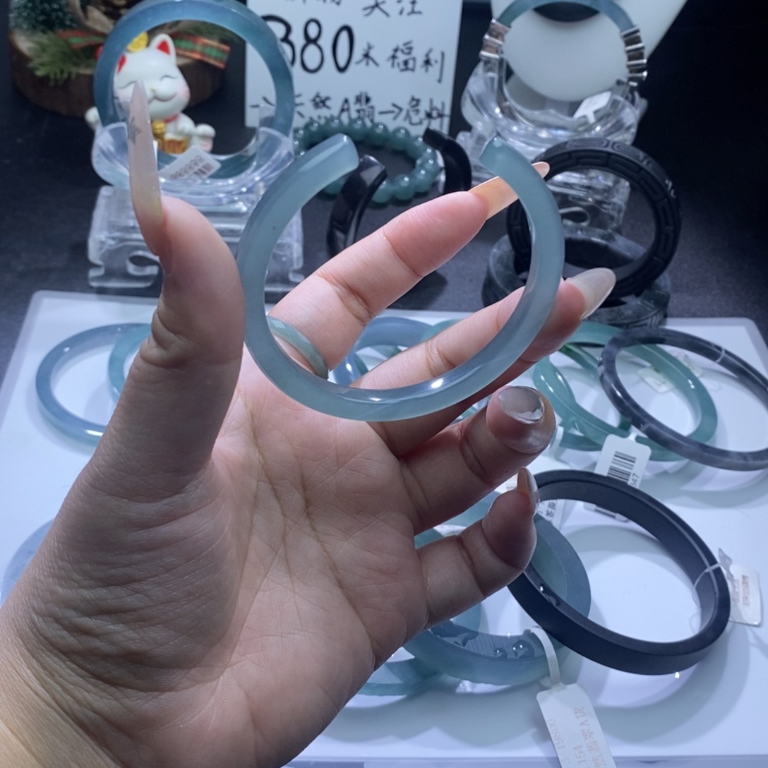 定制翡翠未镶嵌手镯冰天空蓝开口