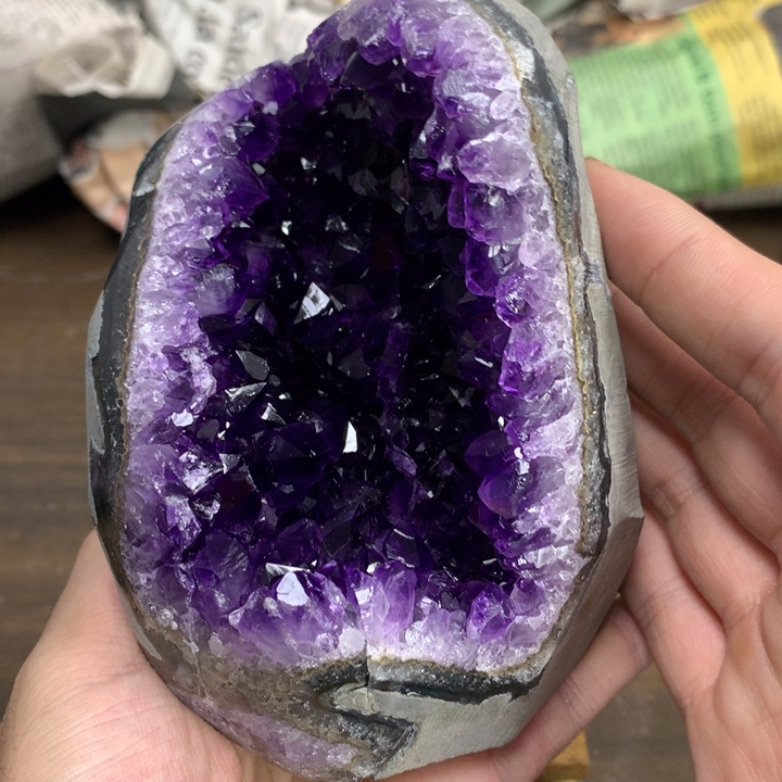 紫晶未镶嵌大型摆件（非配饰）