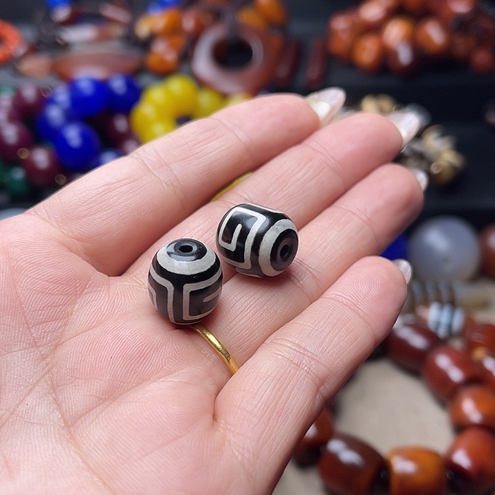 玛瑙/玉髓手链未镶嵌炫**丽