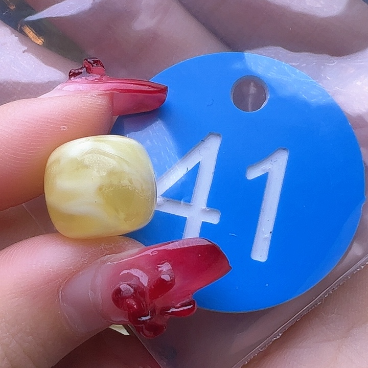 蜜蜡裸石未镶嵌13mm 老型