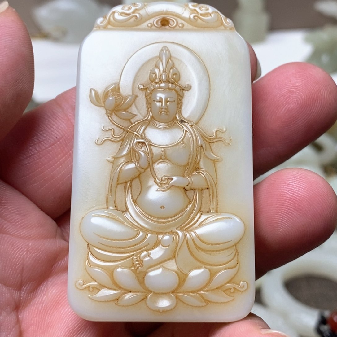 和田玉颈饰未镶嵌裕*