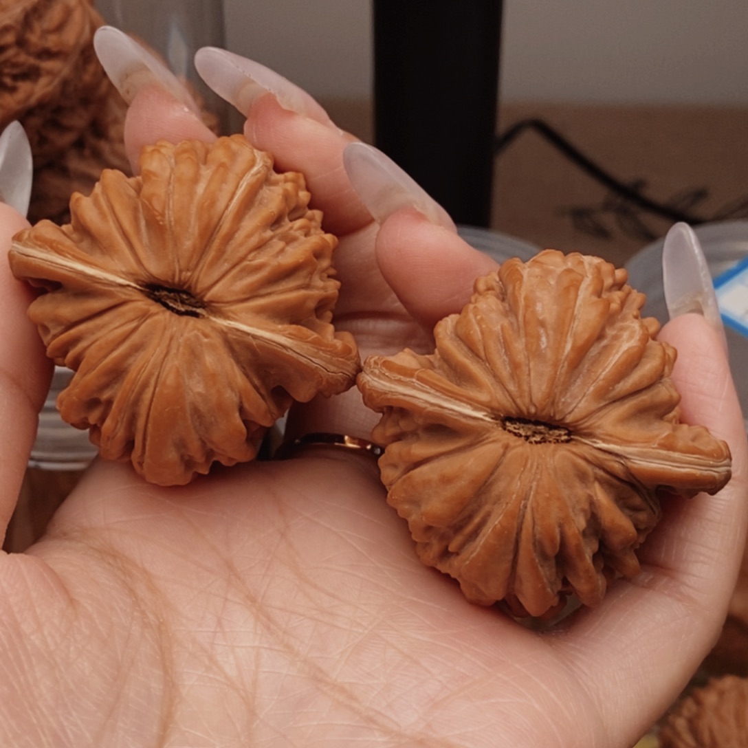 把件文玩核桃44+精品四座楼