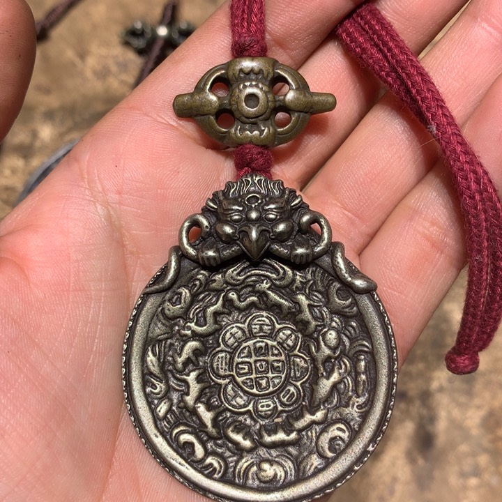 琉璃颈饰喜欢的朋友